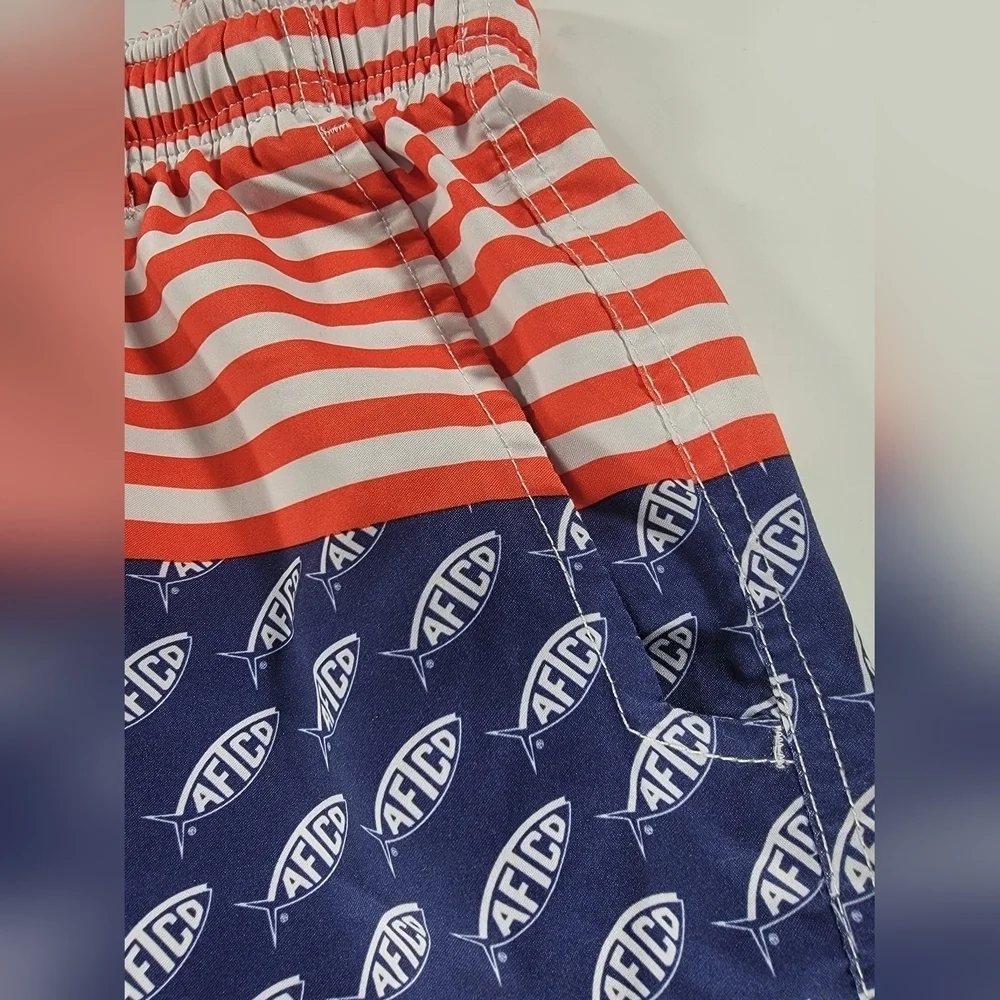 AFTCO Swim Trunks Mens Large Blue Red White USA Flag Print Bathing Suit Shorts